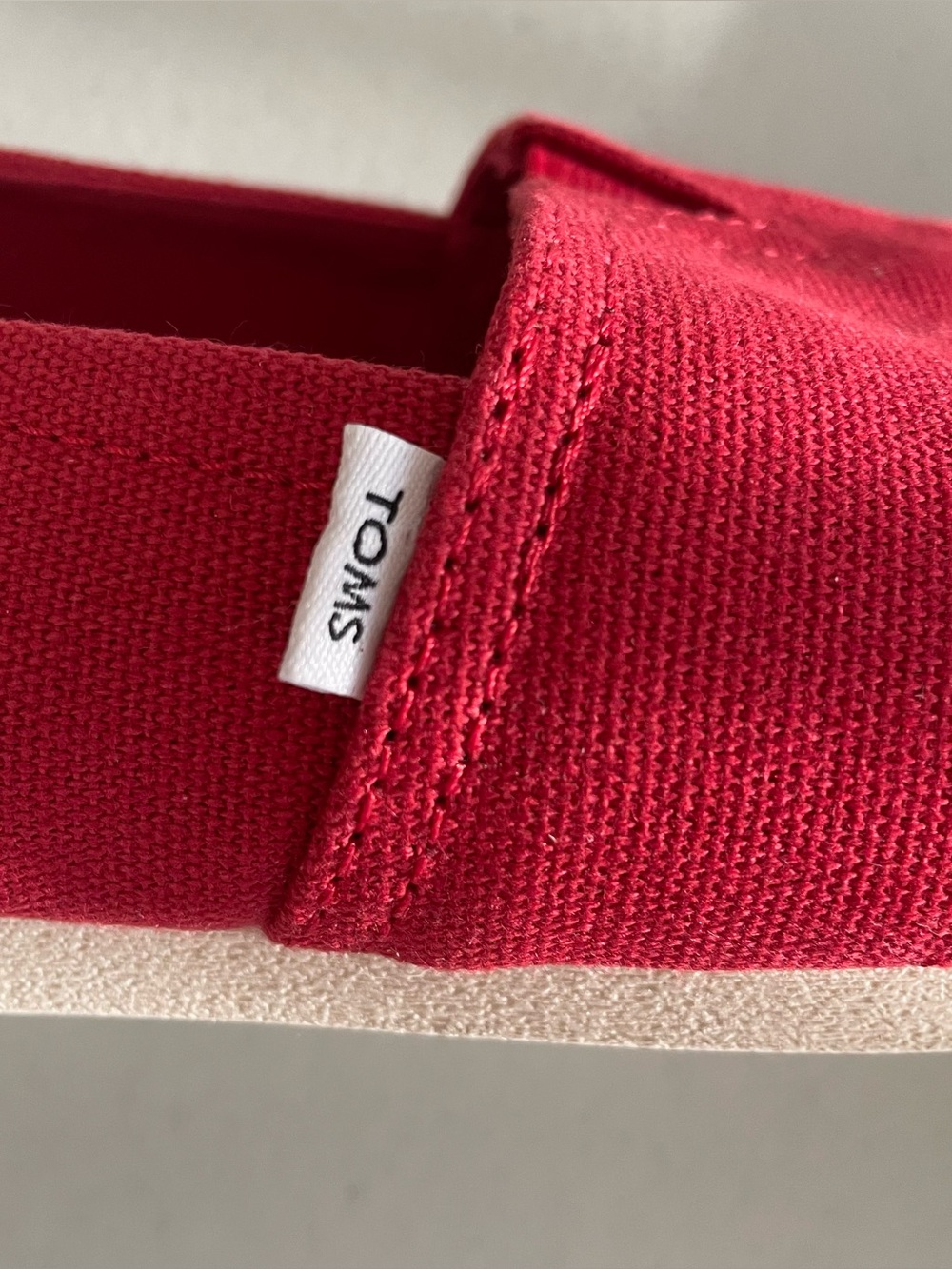 TOMS Red Classic Alpargata Canvas Slip On Flats - Women's Size 7 - Picture 9 of 10